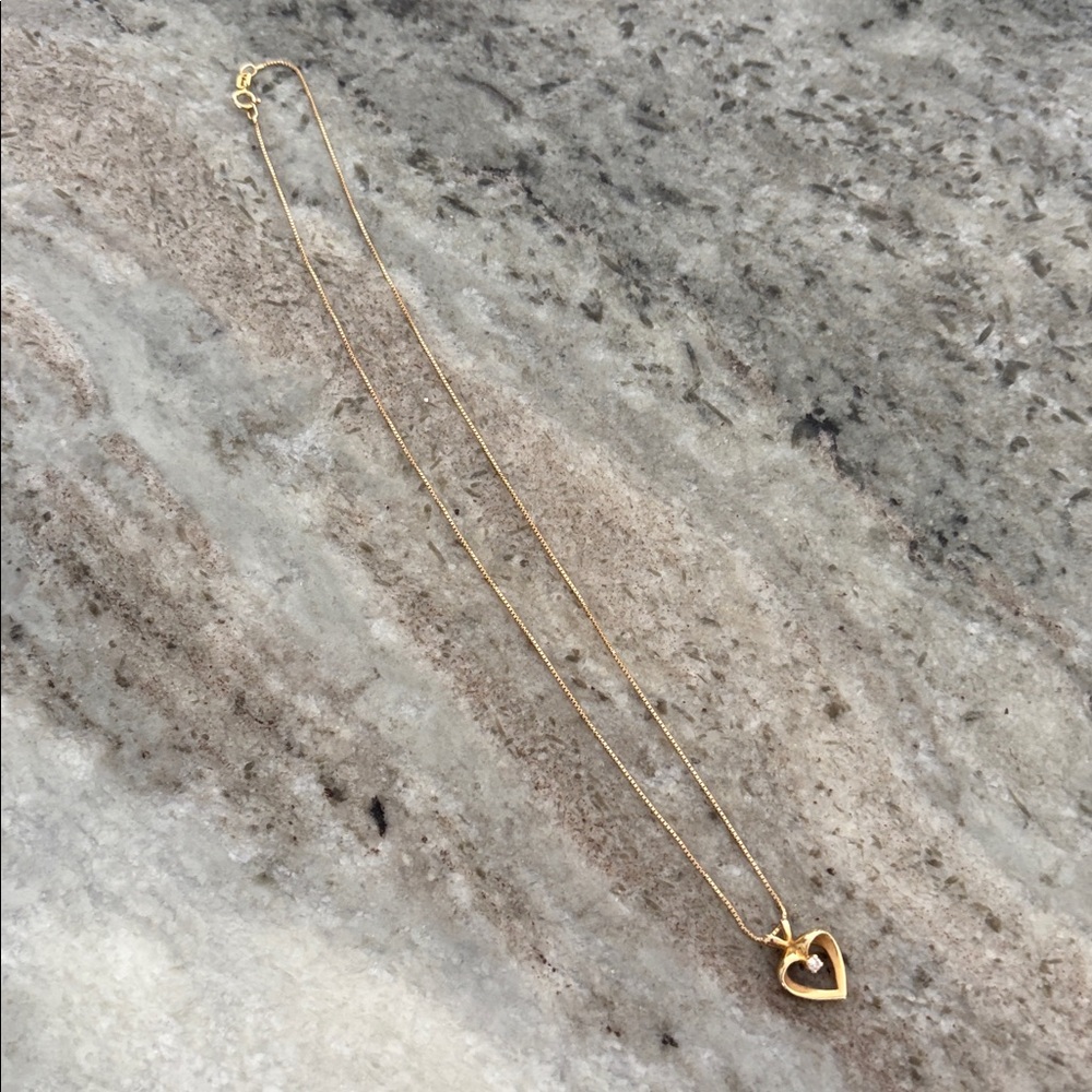Gold Heart Pendant Necklace 17”